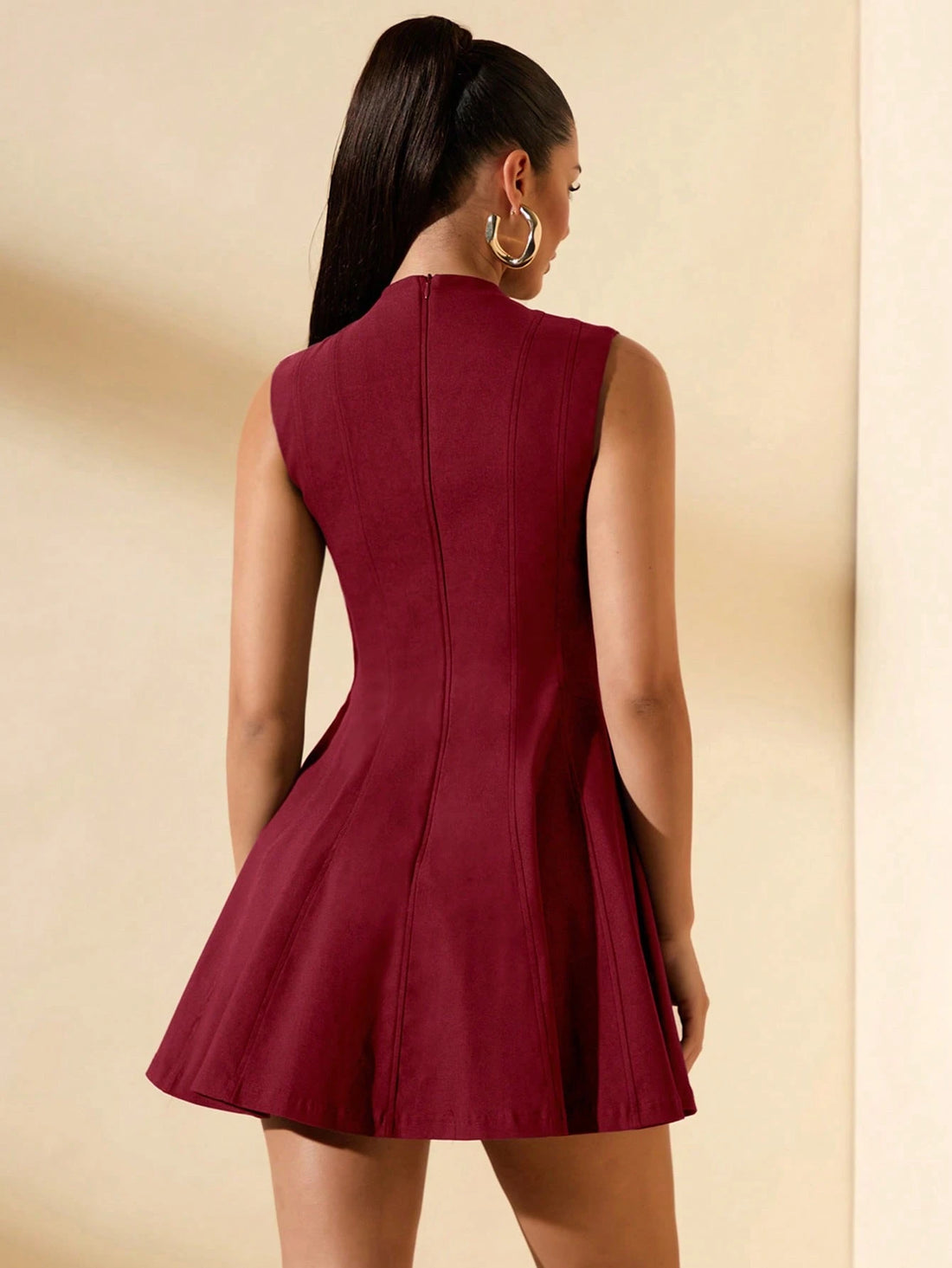 Vestido mini de manga abullonada en burdeos, vista 2