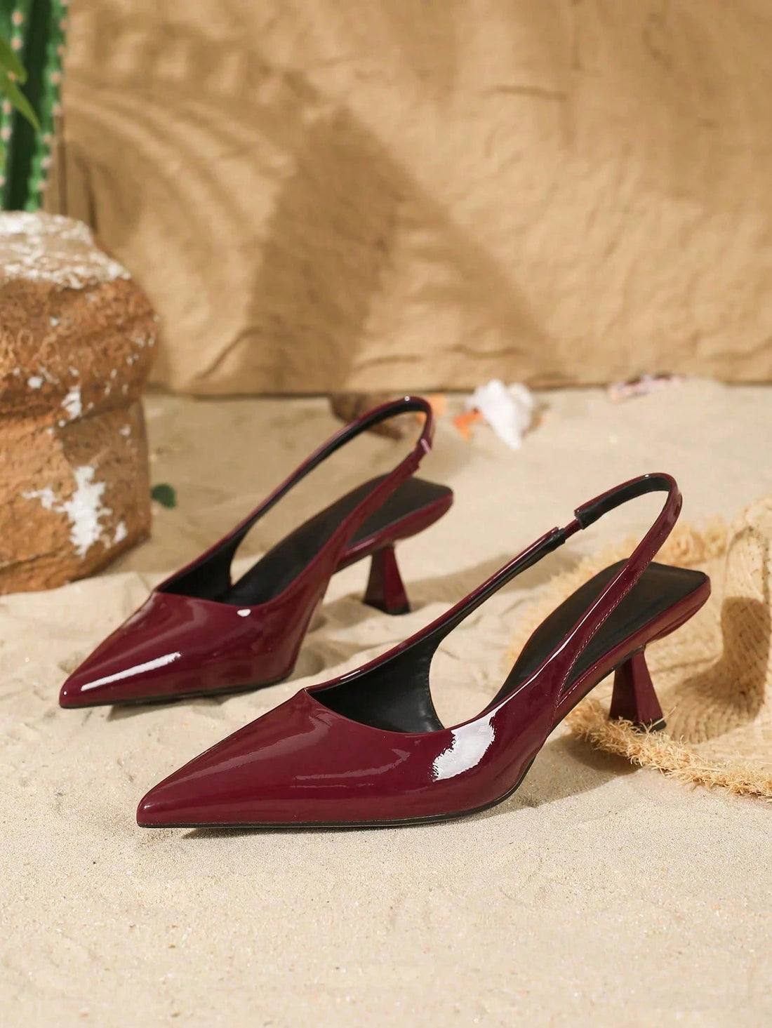 Zapato de tacón de aguja en burdeos, vista 3