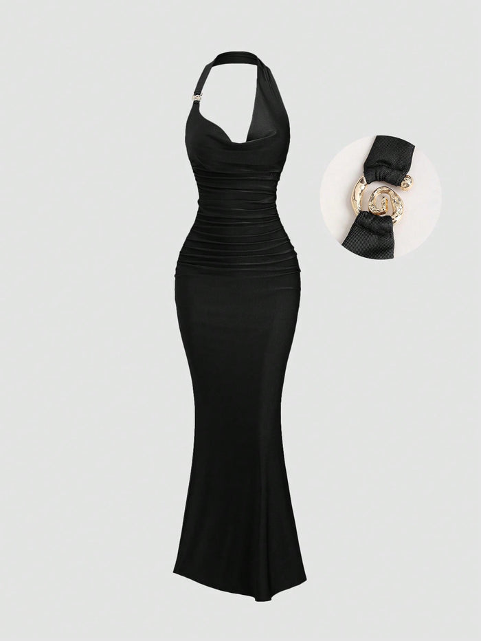 Vestido largo halter en negro