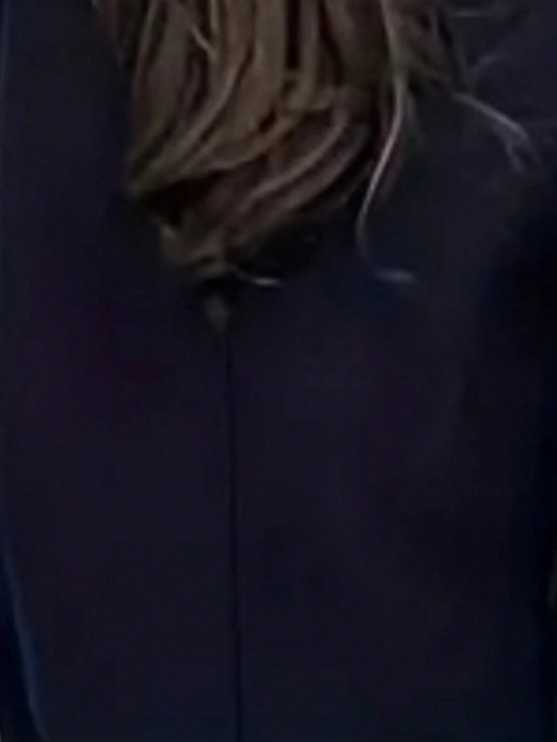 Chaqueta de cuello cisne en azul, vista 2