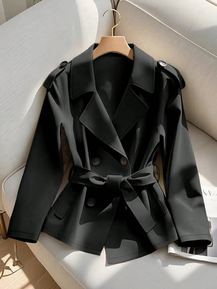 Trench corto oversize en negro
