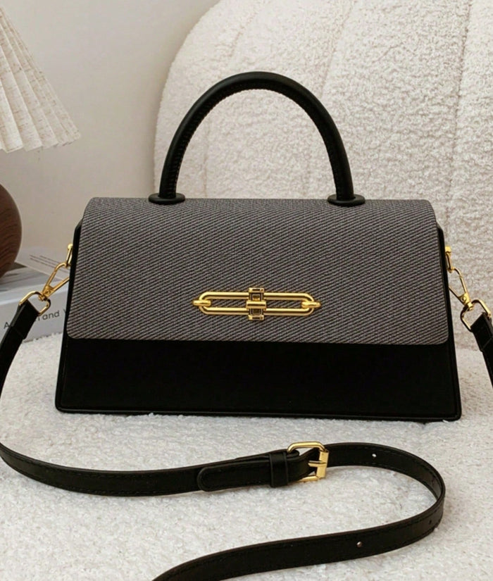 Bolso caja estructurado en negro