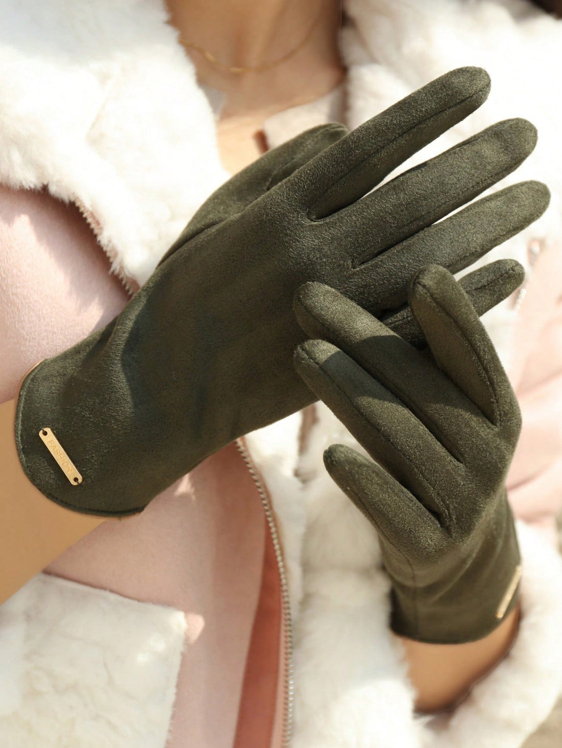 Guantes táctiles en verde militar