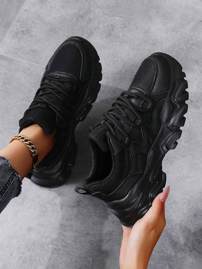 Zapatilla chunky en negro