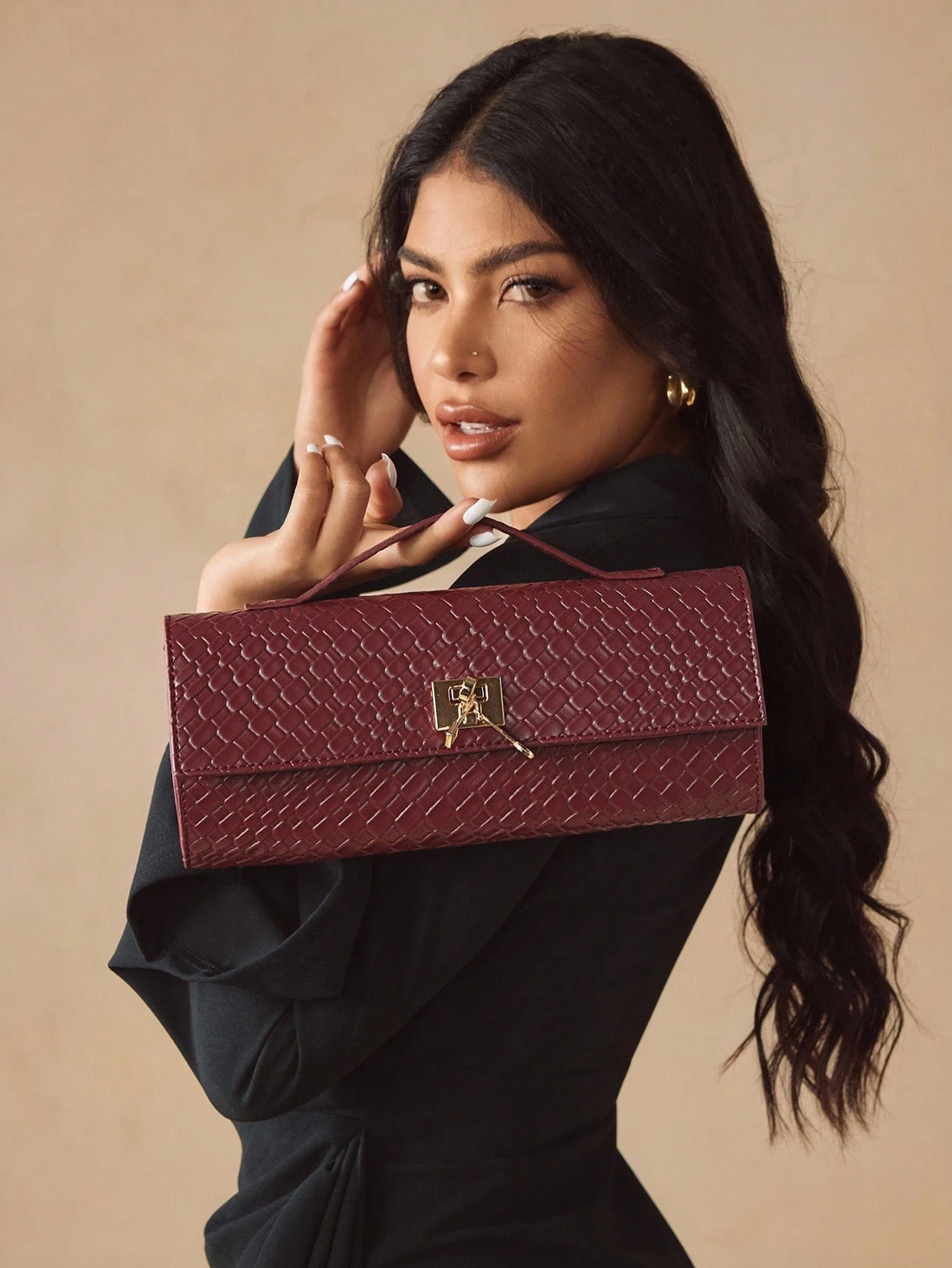 Clutch alargado en caoba