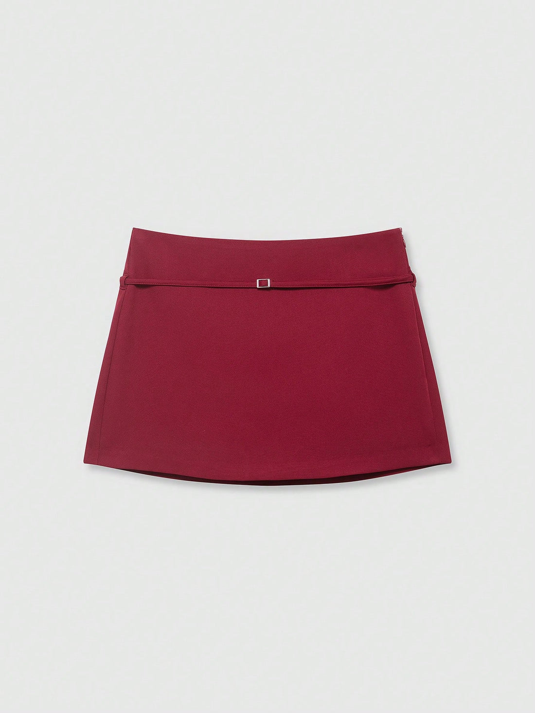Falda pantalón con hebilla en burdeos
